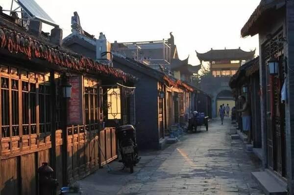 联想高管押注摩托罗拉将在几年内成为全球第三大智能手机品牌